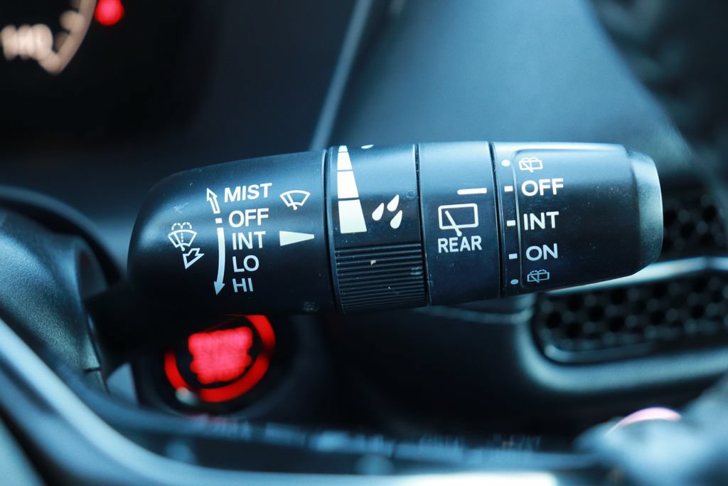 Used 2024 Honda HR-V EX-L image 22