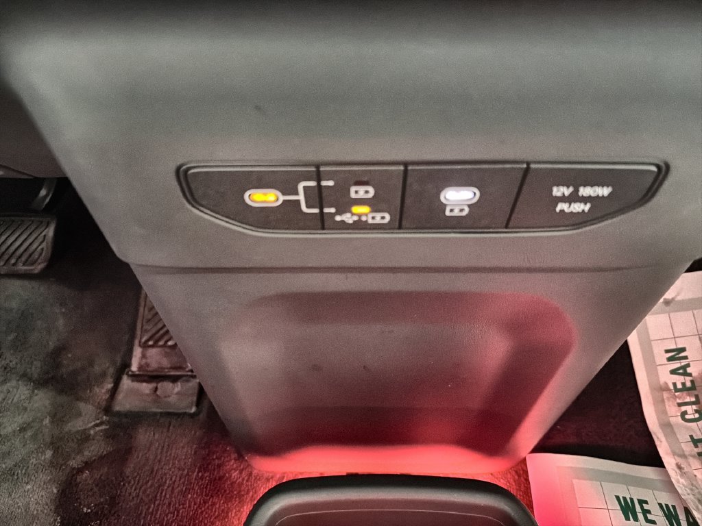 Used 2024 Kia EV9 Land AWD/4WD image 25