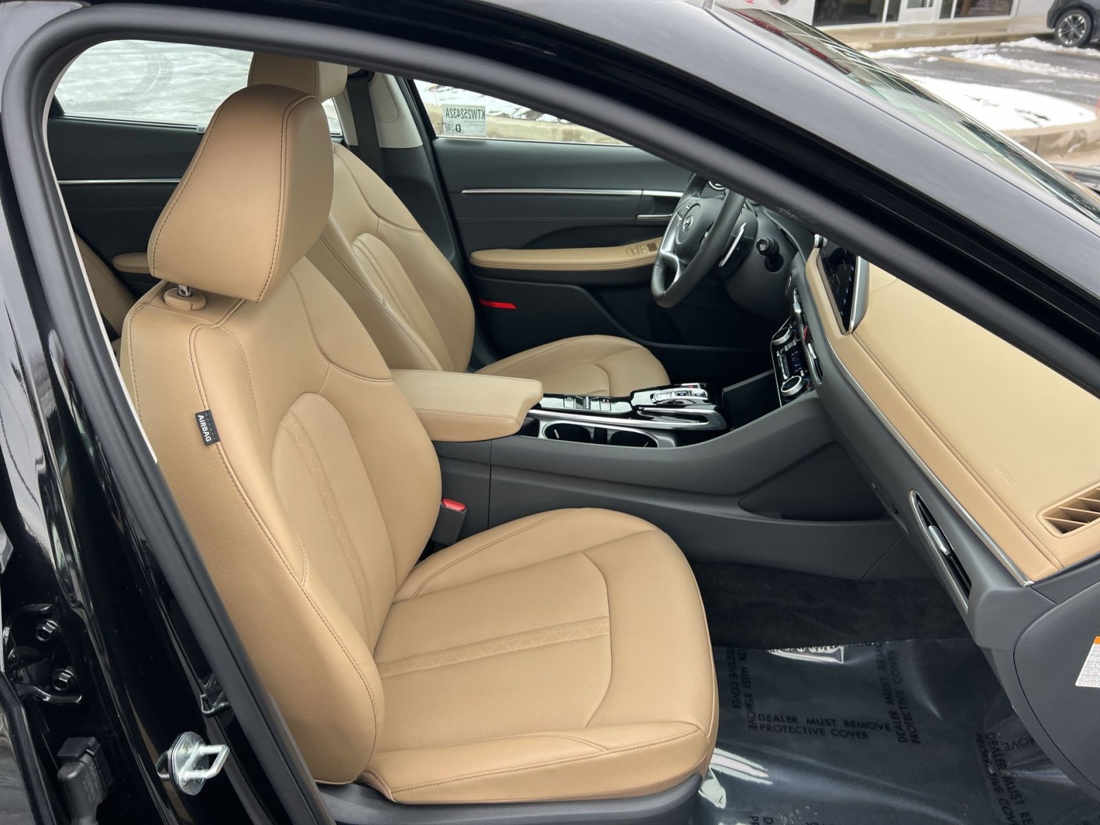 Used 2022 Hyundai Sonata Limited w/ Winter Weather Package image 26