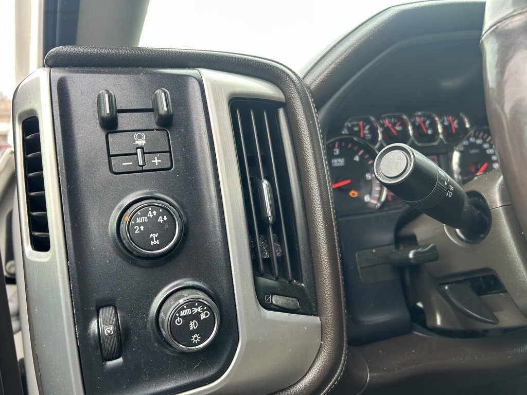 Used 2014 GMC Sierra 1500 SLT w/ SLT Crew Cab Value Package image 14