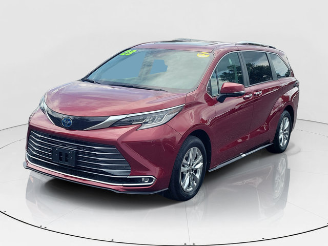 Used 2023 Toyota Sienna Limited AWD/4WD image 30