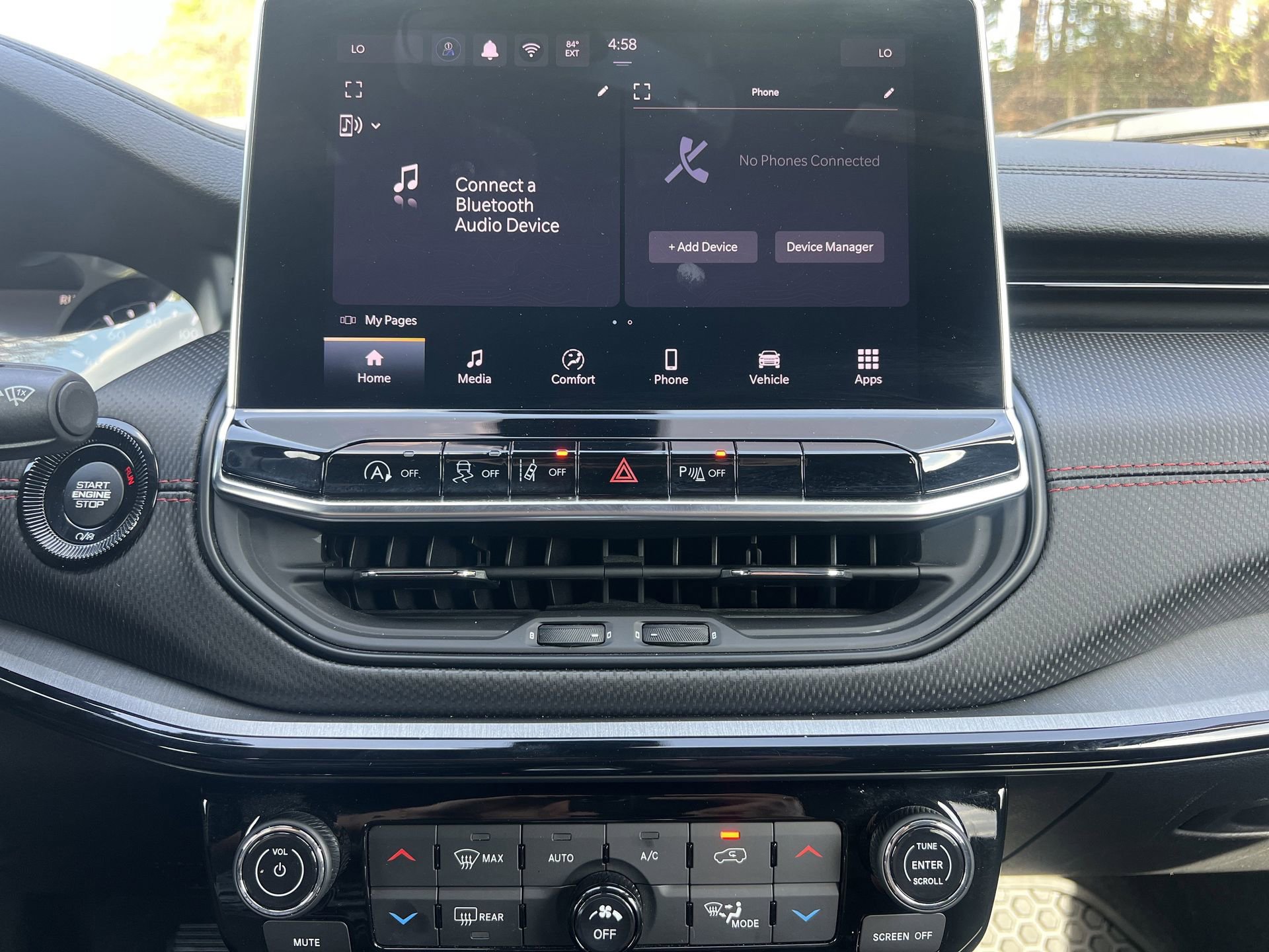 Used 2025 Jeep Compass Trailhawk image 5