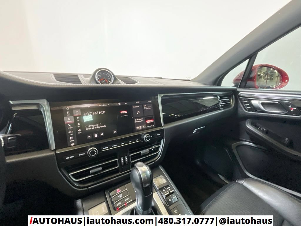 Used 2021 Porsche Macan S AWD/4WD image 26