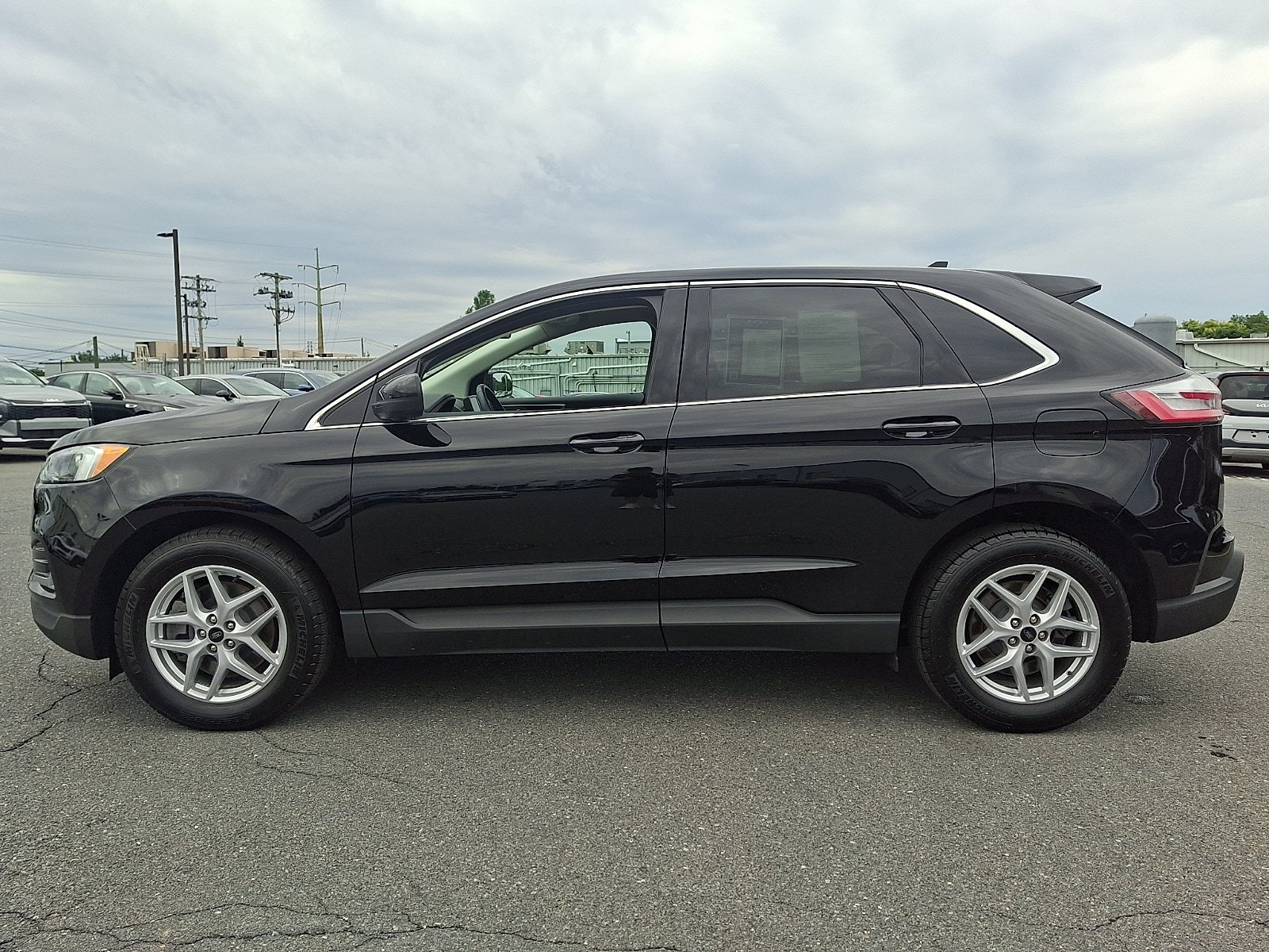 Used 2024 Ford Edge SEL w/ Convenience Package AWD/4WD image 7