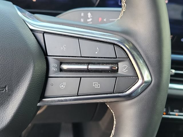 Certified 2025 Chevrolet Equinox EV LT w/ Convenience Package FWD image 29