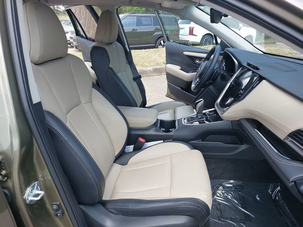 Used 2024 Subaru Outback Limited AWD/4WD image 10