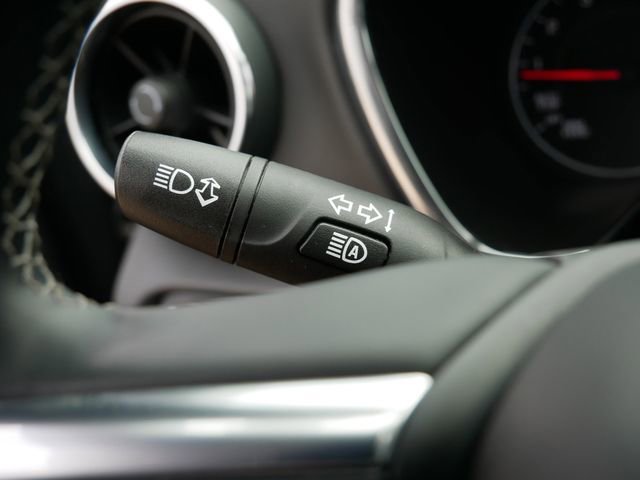 Used 2023 Chevrolet Blazer LT image 20