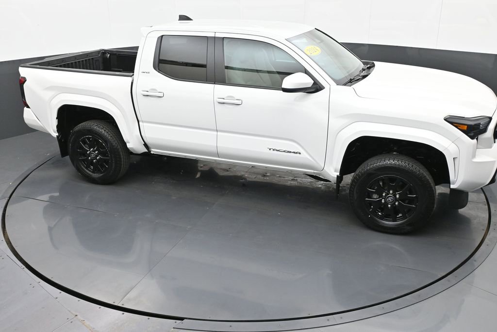 Used 2024 Toyota Tacoma SR5 image 30