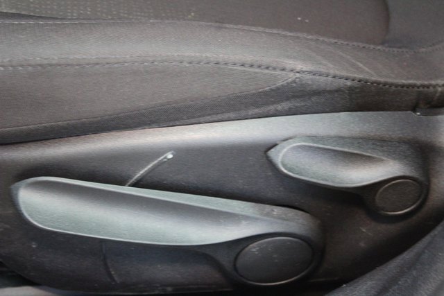 Used 2015 Chrysler 200 LX image 16