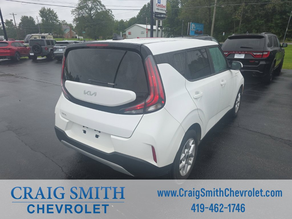Used 2025 Kia Soul LX w/ LX Technology Package FWD image 5