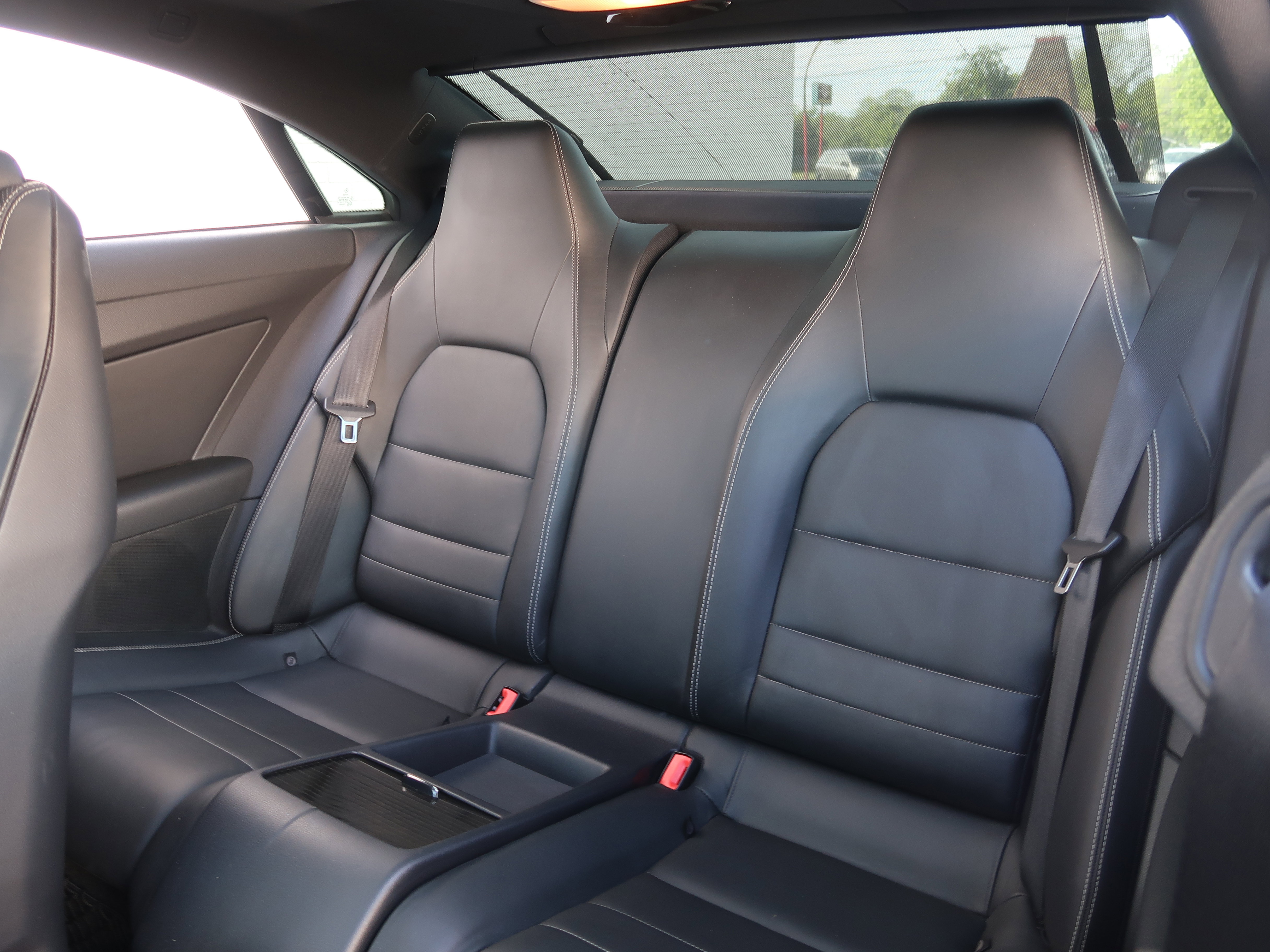 Used 2013 Mercedes-Benz E 550 Coupe w/ Premium 2 Pkg image 36