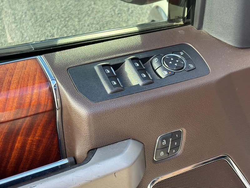 Used 2019 Ford F150 King Ranch w/ Equipment Group 601A Luxury AWD/4WD image 18