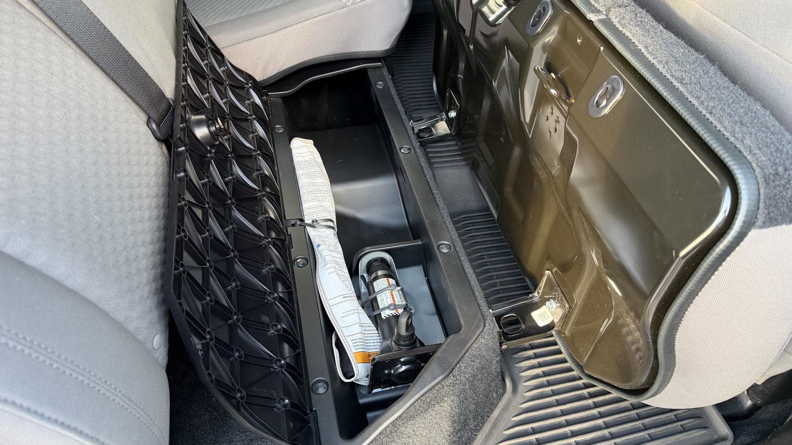 Used 2022 Toyota Tacoma SR5 image 25