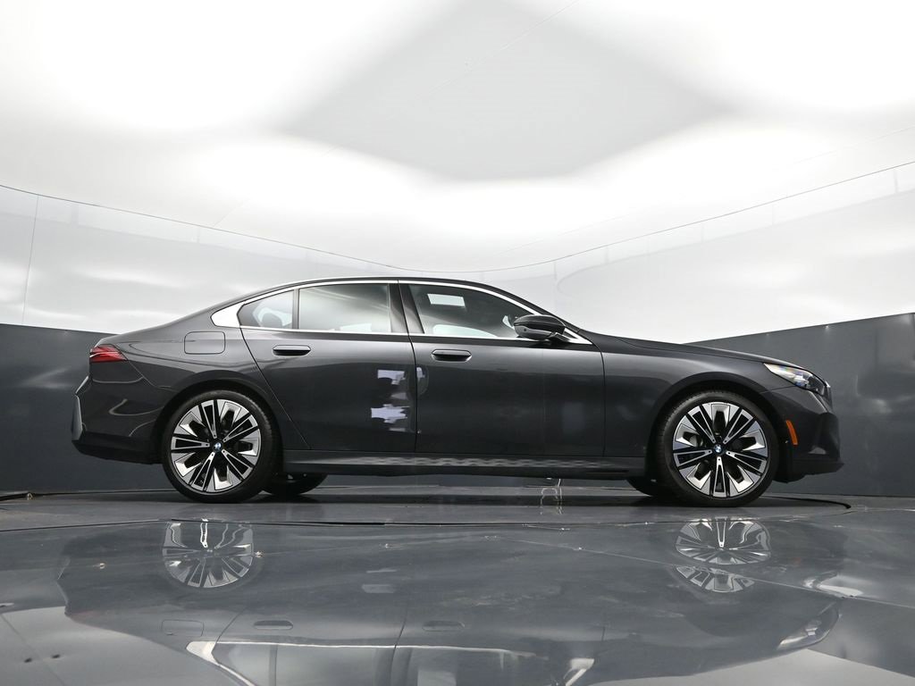 Certified 2024 BMW 530i xDrive image 43