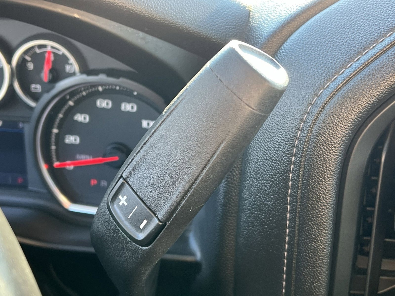 Used 2021 Chevrolet Silverado 1500 LT Trail Boss image 21