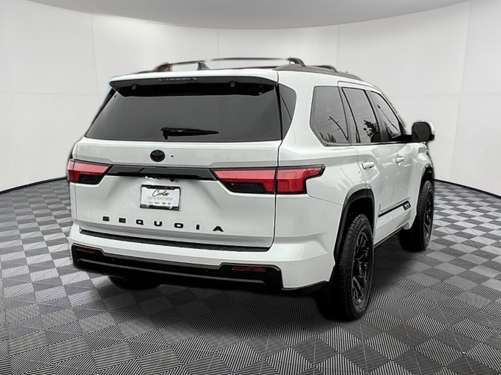 Used 2024 Toyota Sequoia Platinum image 6