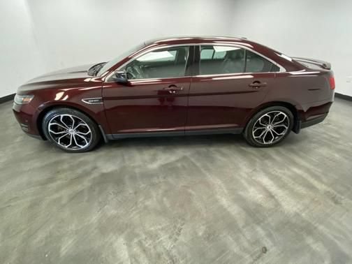 Used 2018 Ford Taurus SHO w/ Driver Assist Package AWD/4WD image 3