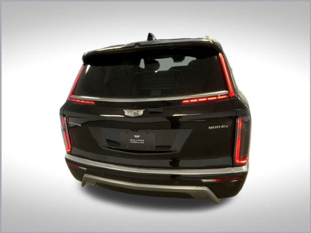 New 2026 Cadillac Vistiq Luxury image 10