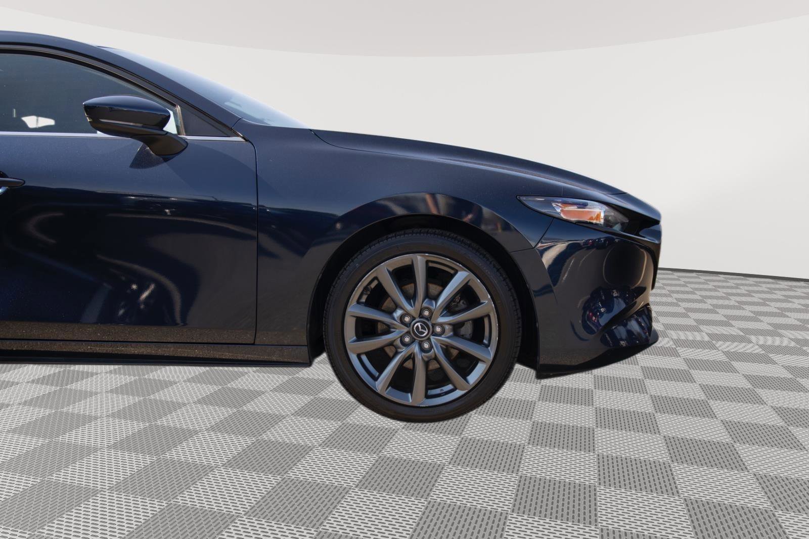 Used 2020 MAZDA MAZDA3 AWD Hatchback w/ Preferred Pkg image 25