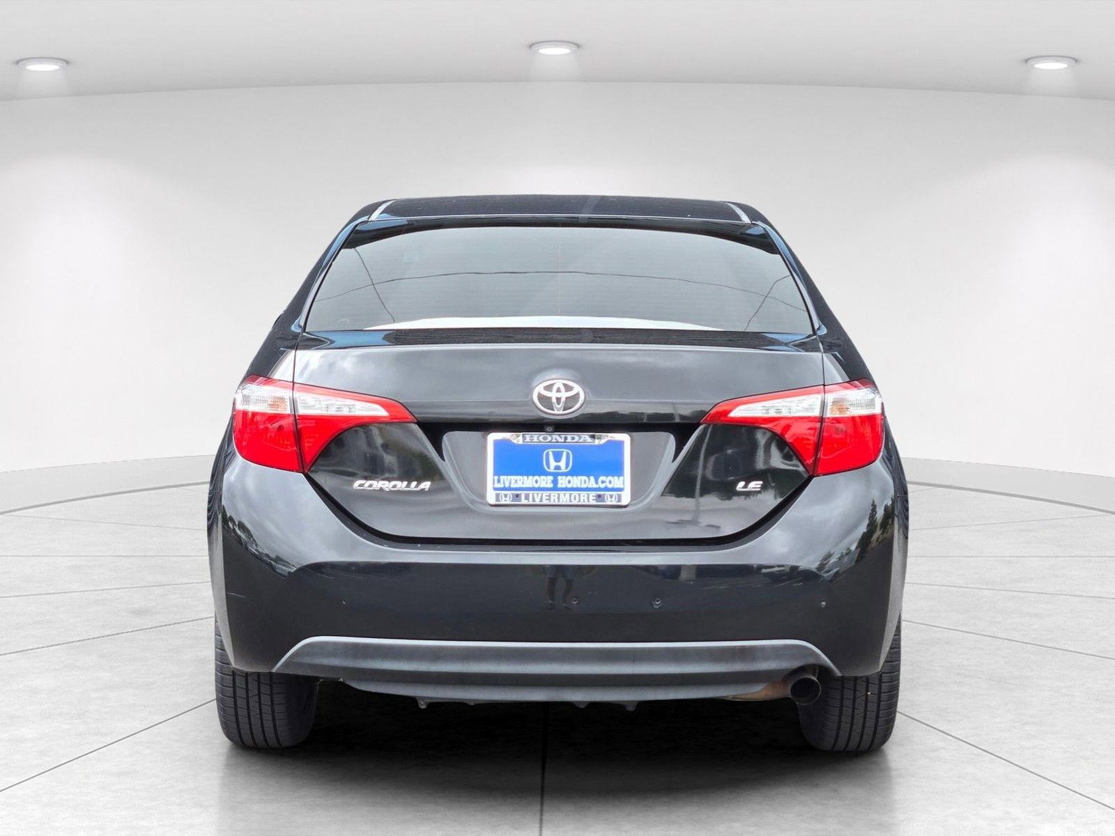 Used 2016 Toyota Corolla LE FWD image 5