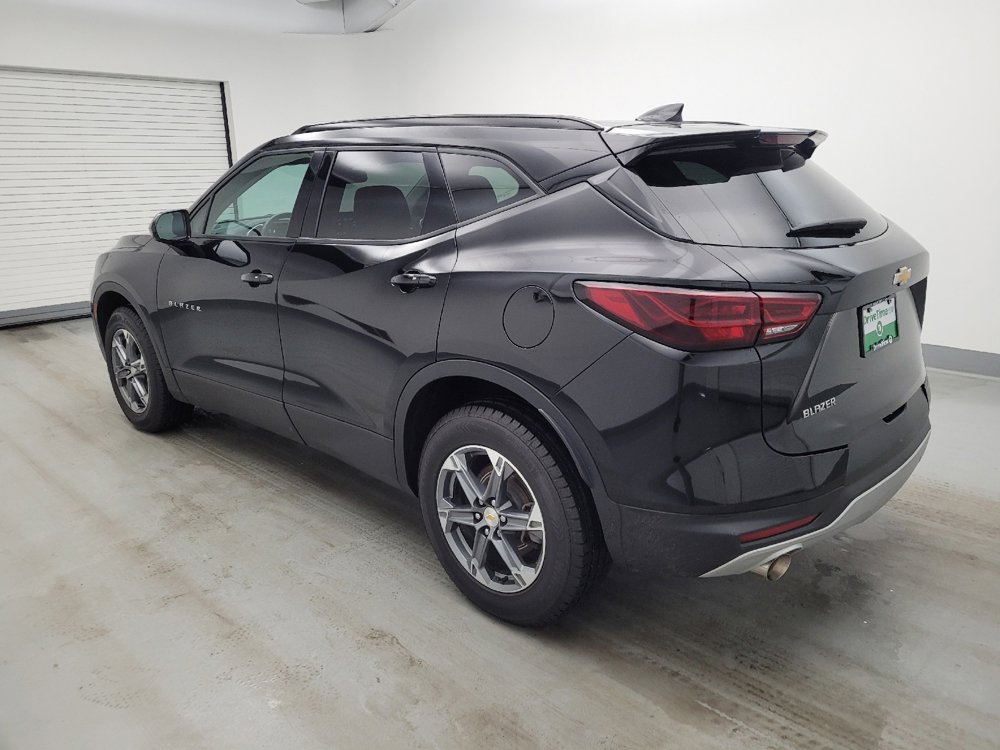 Used 2024 Chevrolet Blazer LT w/ Convenience Package FWD image 3