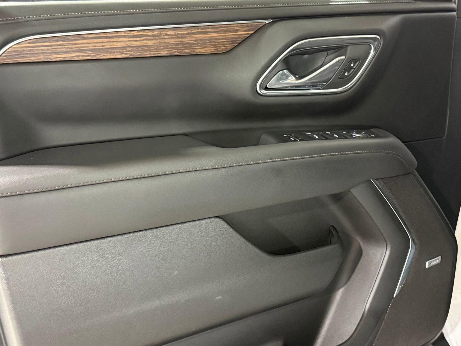 Used 2024 Chevrolet Tahoe High Country image 12