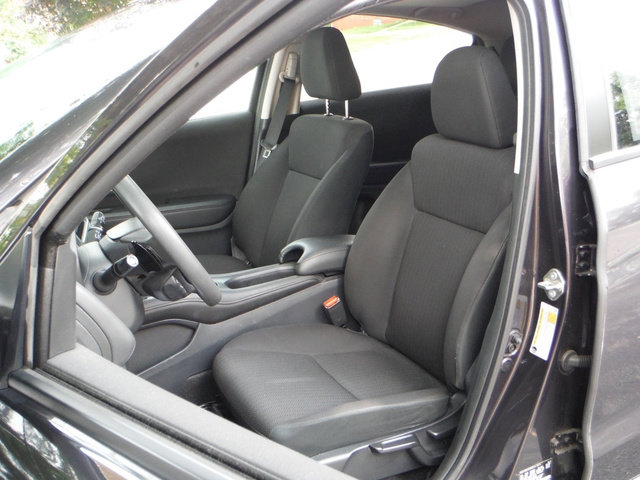 Used 2017 Honda HR-V EX image 15
