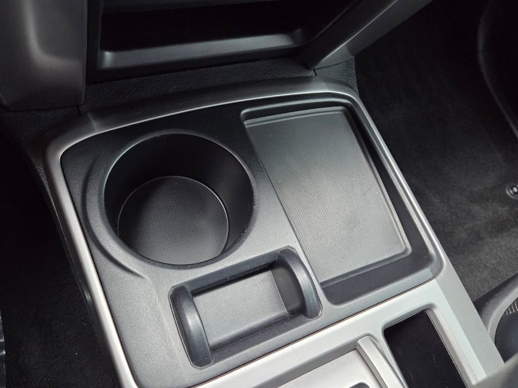 Used 2015 Toyota 4Runner Limited RWD image 28