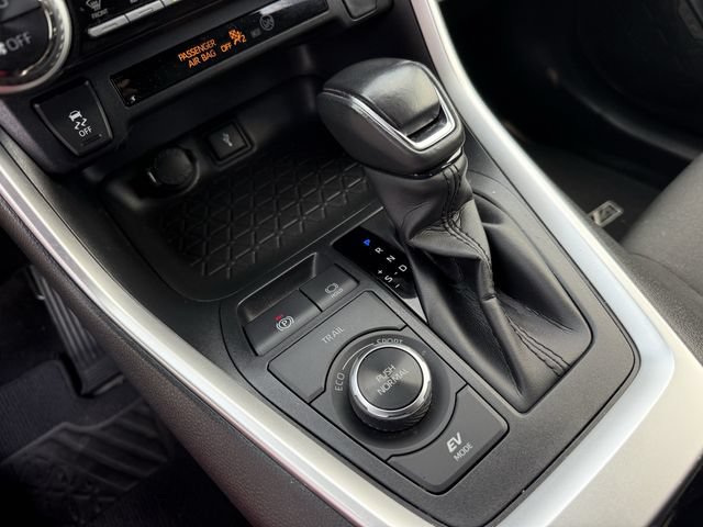 Used 2022 Toyota RAV4 SE AWD/4WD image 20