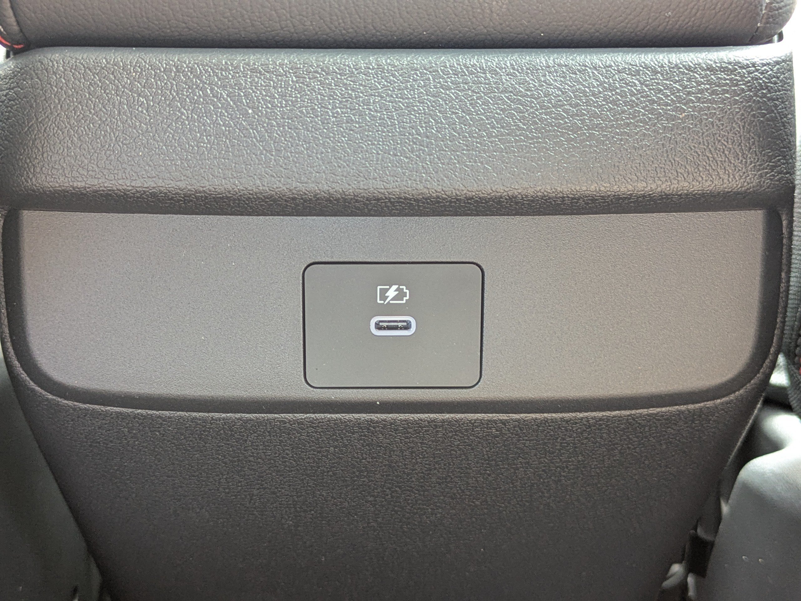 New 2026 Nissan Sentra SR w/ Floor Mat Package FWD image 14