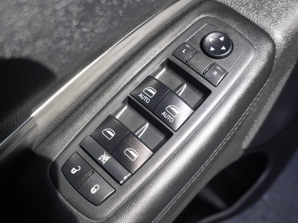 Certified 2018 Dodge Durango SXT RWD image 12