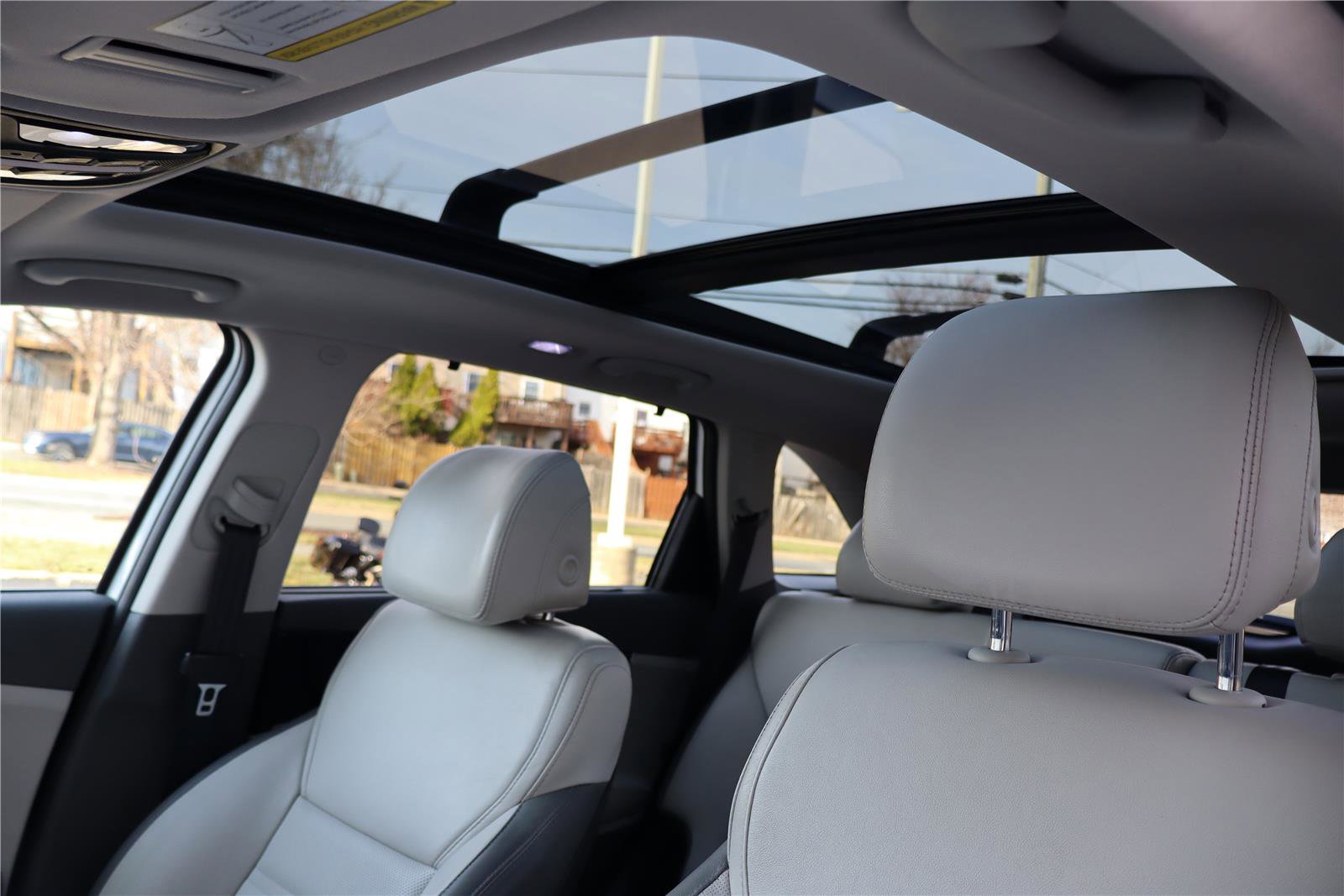 Used 2017 Kia Sorento SX image 24