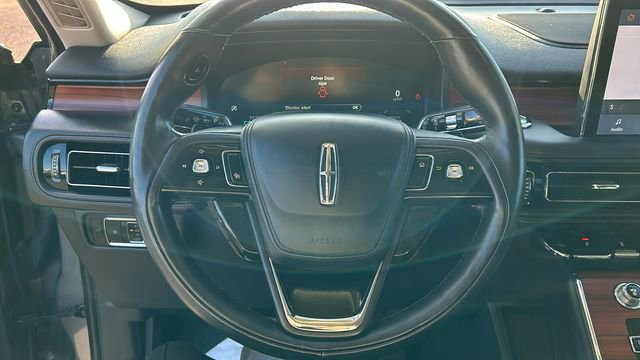 Used 2023 Lincoln Aviator Reserve w/ Equipment Group 201A image 21