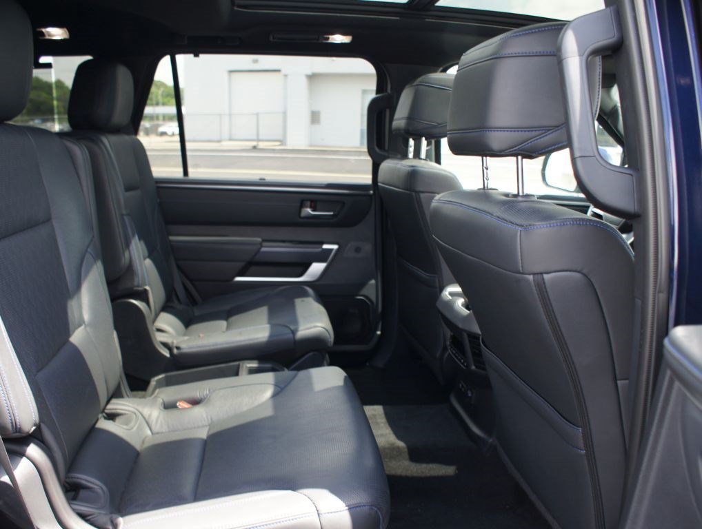 Used 2023 Toyota Sequoia Platinum AWD/4WD image 21