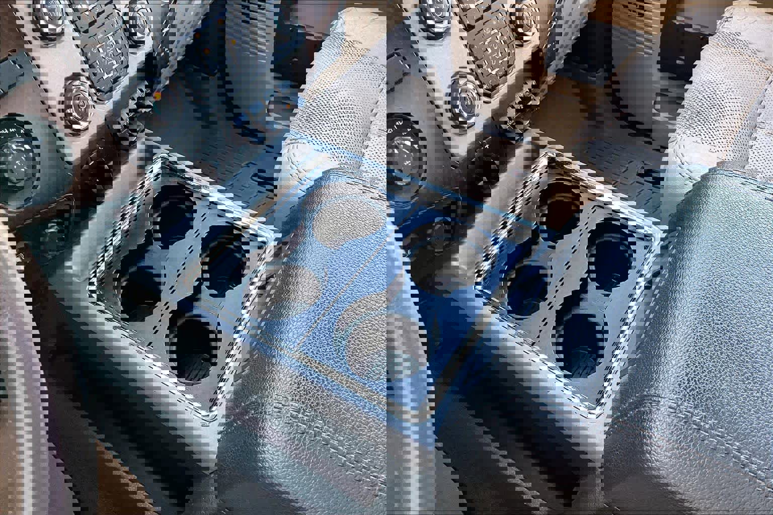 Used 2015 Ford F250 Lariat w/ Lariat Ultimate Package image 17