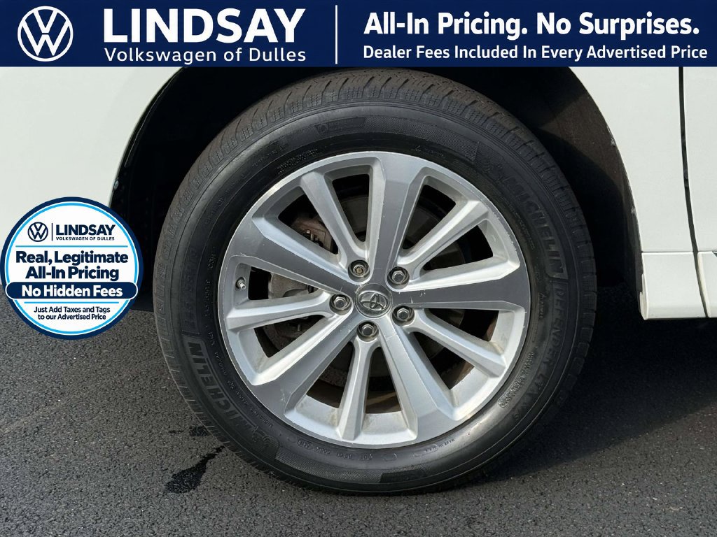 Used 2012 Toyota Highlander Limited AWD/4WD image 8