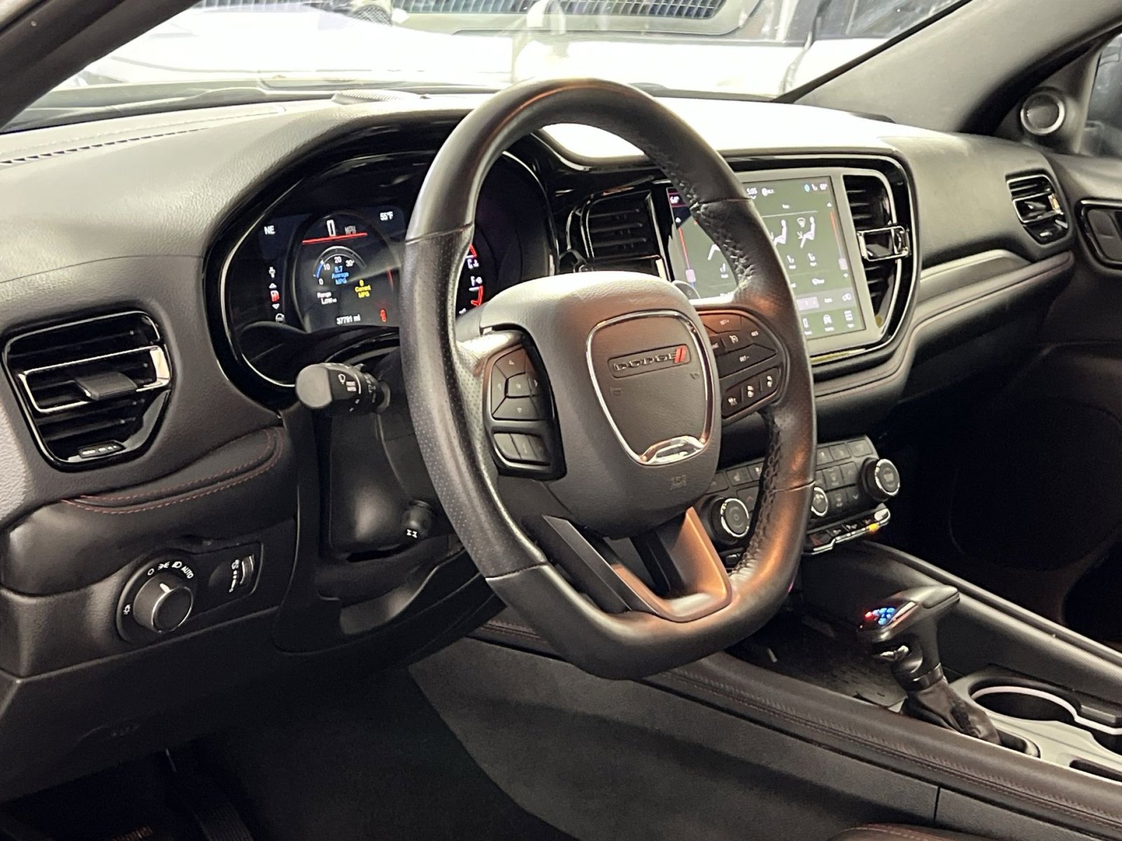 Used 2025 Dodge Durango GT image 16
