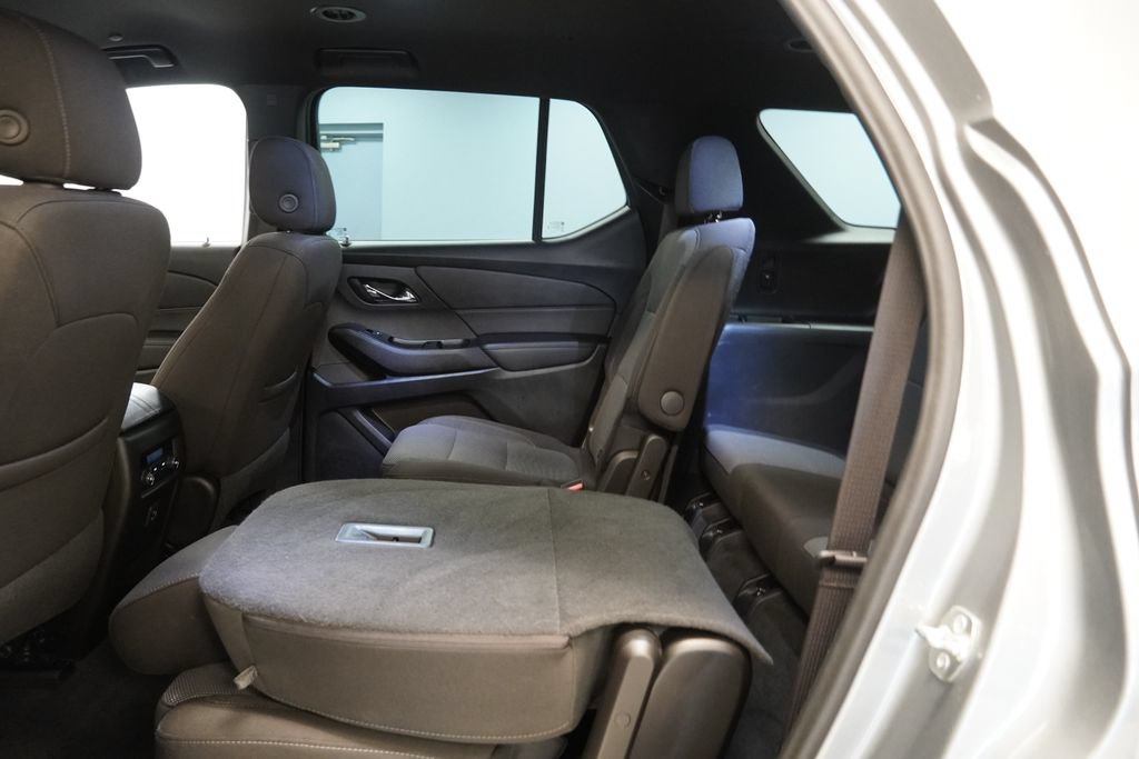 Used 2024 Chevrolet Traverse LT AWD/4WD image 29