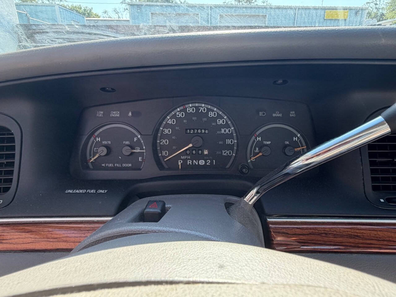 Used 1995 Ford Crown Victoria RWD image 3