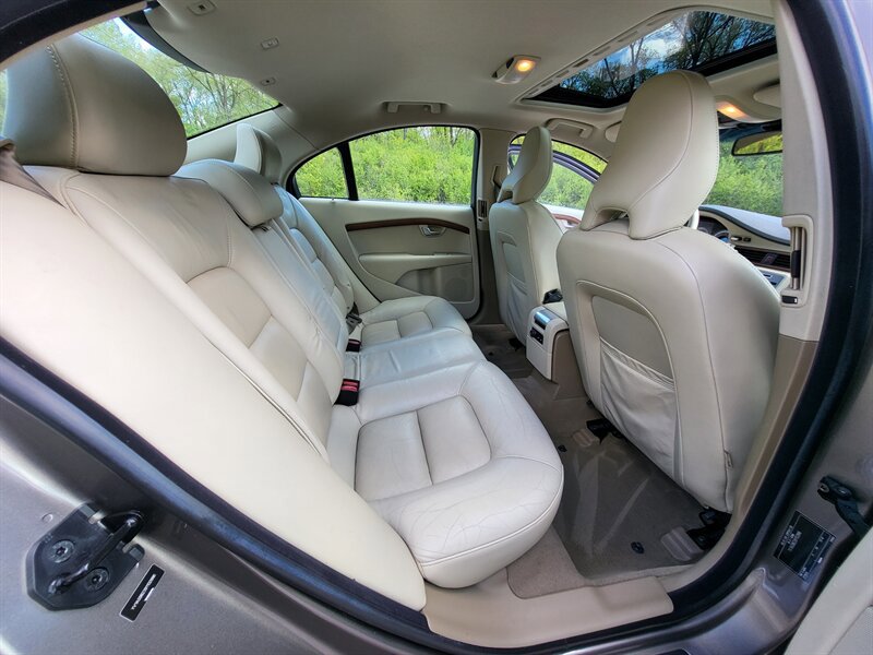 Used 2009 Volvo S80 3.2 FWD image 21