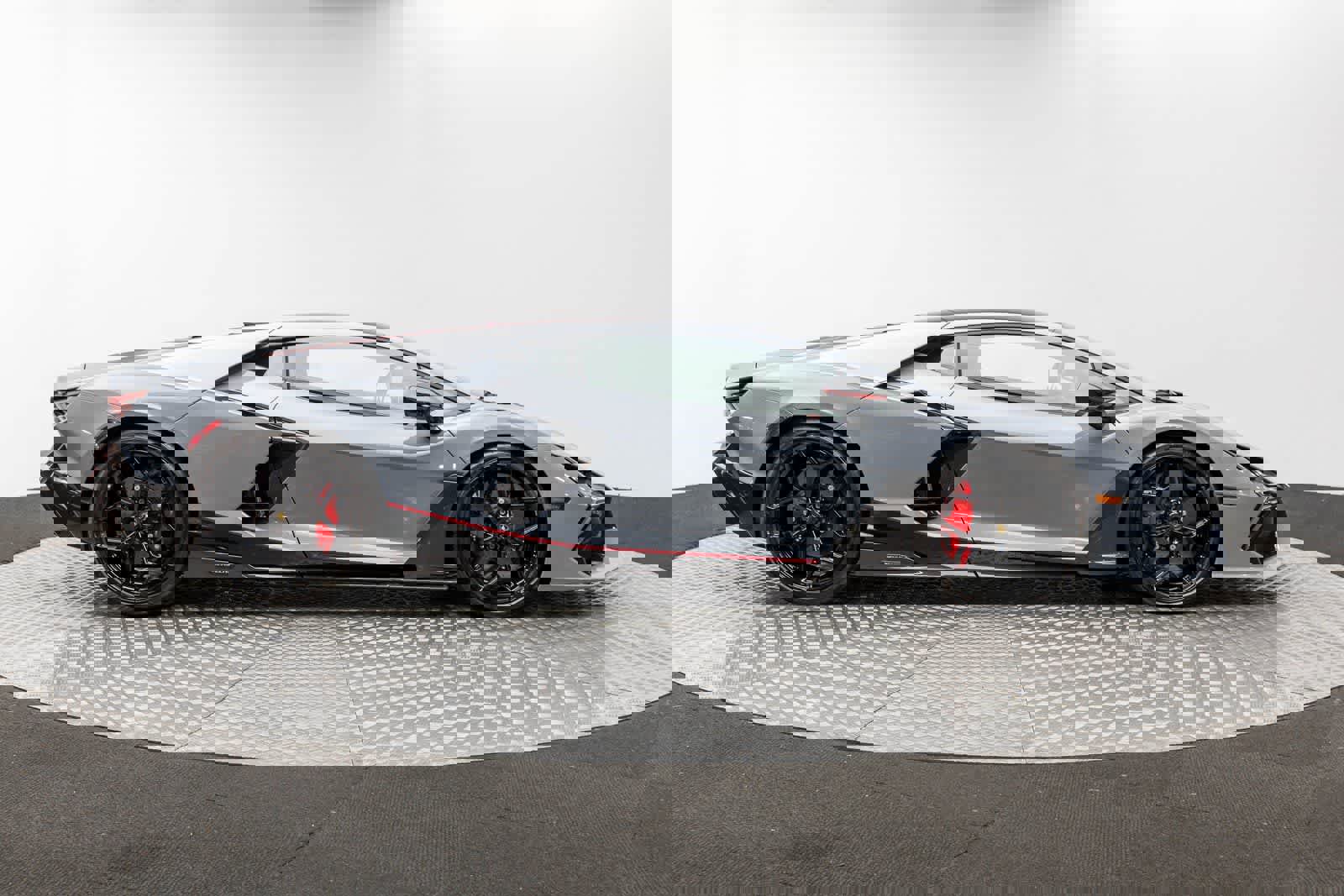 Used 2024 Lamborghini Revuelto image 48