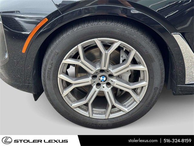 Used 2024 BMW X7 xDrive40i w/ Executive Package image 9