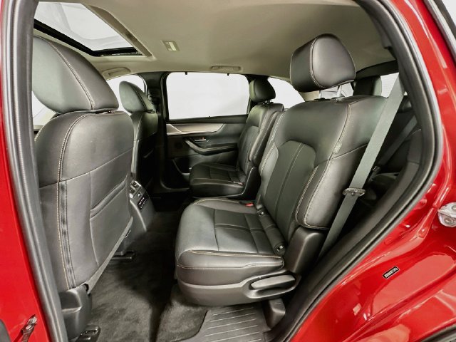 Used 2024 MAZDA CX-90 Plug-In Hybrid w/ Preferred AWD/4WD image 4