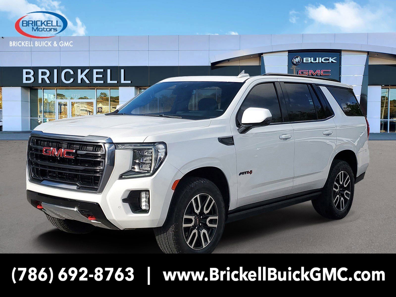 Used 2024 GMC Yukon AT4 w/ Technology Package image 1