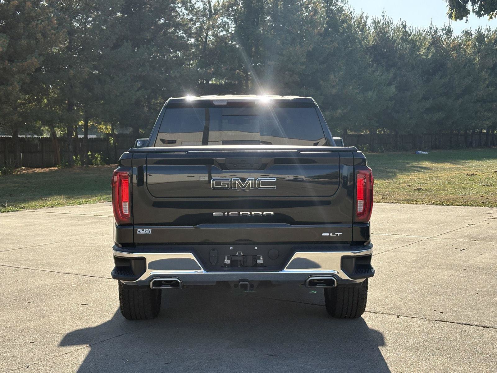 Used 2022 GMC Sierra 1500 SLT w/ SLT Premium Package AWD/4WD image 33