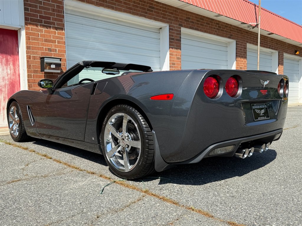 Used 2009 Chevrolet Corvette Convertible w/ Preferred Equipment Group RWD image 25