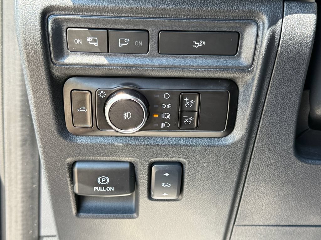 Used 2023 Ford F150 Lariat w/ Equipment Group 502A High AWD/4WD image 22