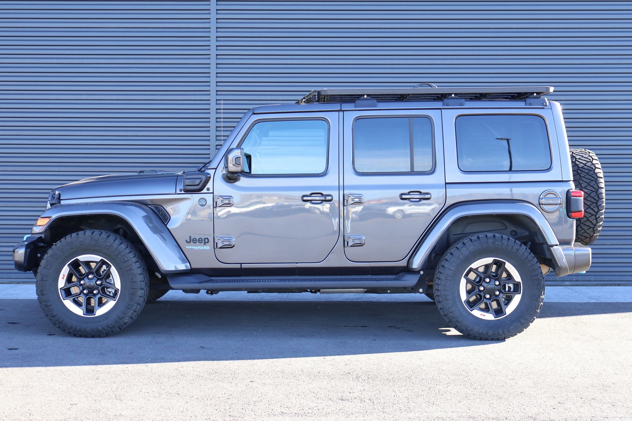 Used 2021 Jeep Wrangler Unlimited Sahara image 8