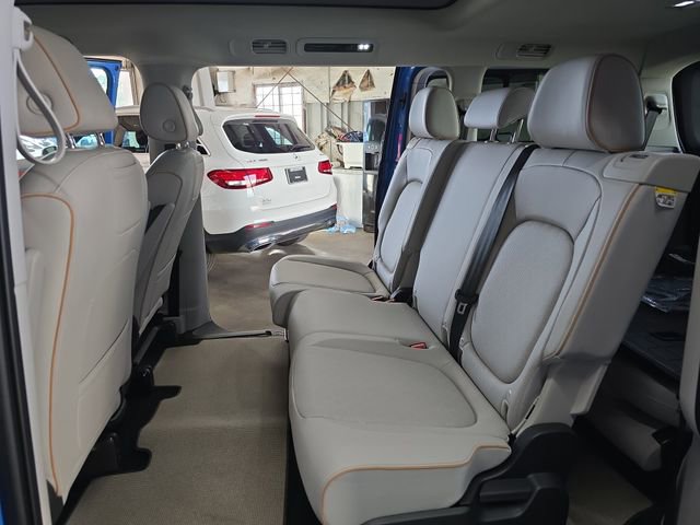 New 2025 Volkswagen ID. Buzz 1st Edition image 16