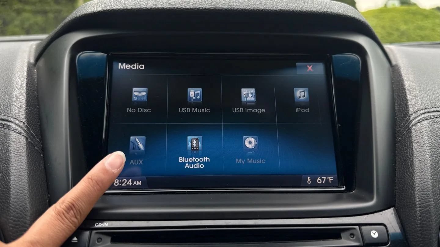 Used 2014 Hyundai Genesis 3.8 RWD image 27